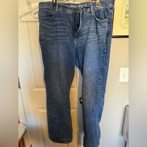 Good condition Eddie Bauer curvy high rise boot cut pants, size 18